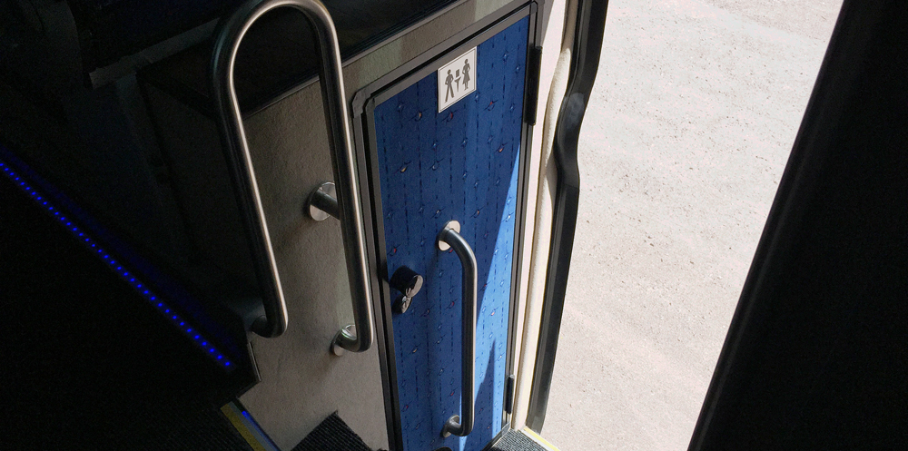 Buss Toalett () Buss Toalett